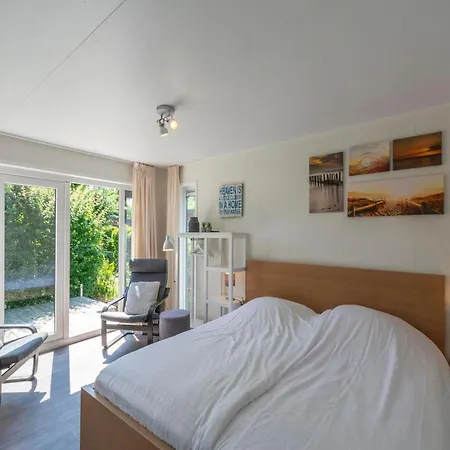 Vakantiehuis In Texel Near And Forest *