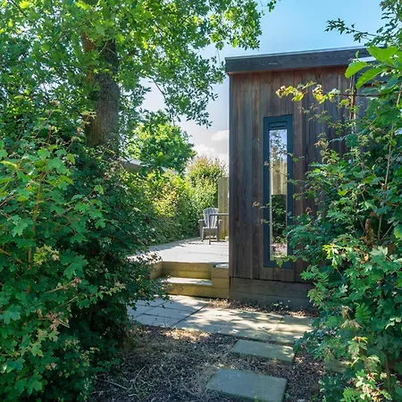 Appartement Charming Located Close To The *