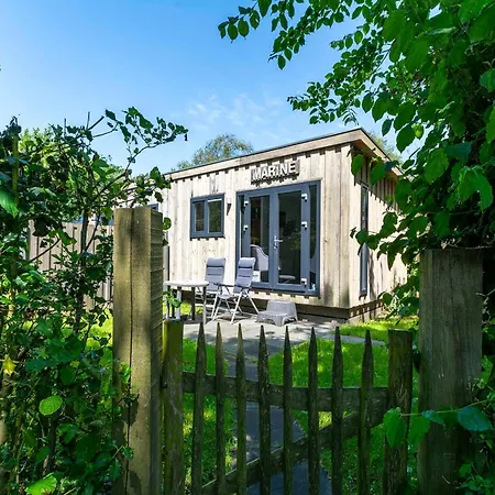 Charming Located Close To The Apartment Sint Maartensvlotbrug